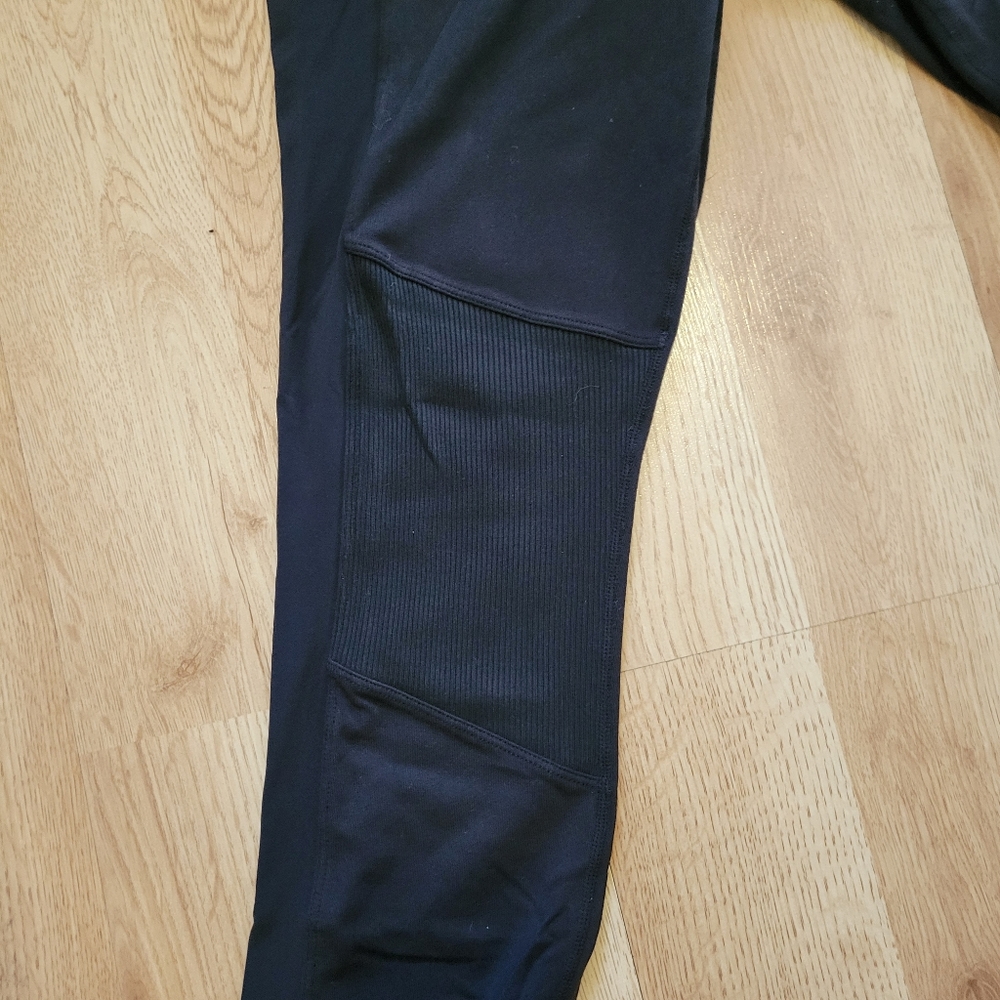 Athleta Excursion Tights Medium Moto Leggings - image 3